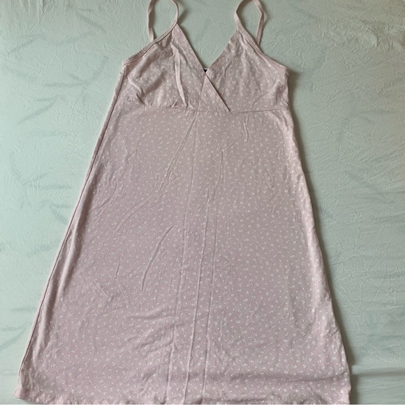 Brandy Melville Amara Dress - Picture 2 of 3